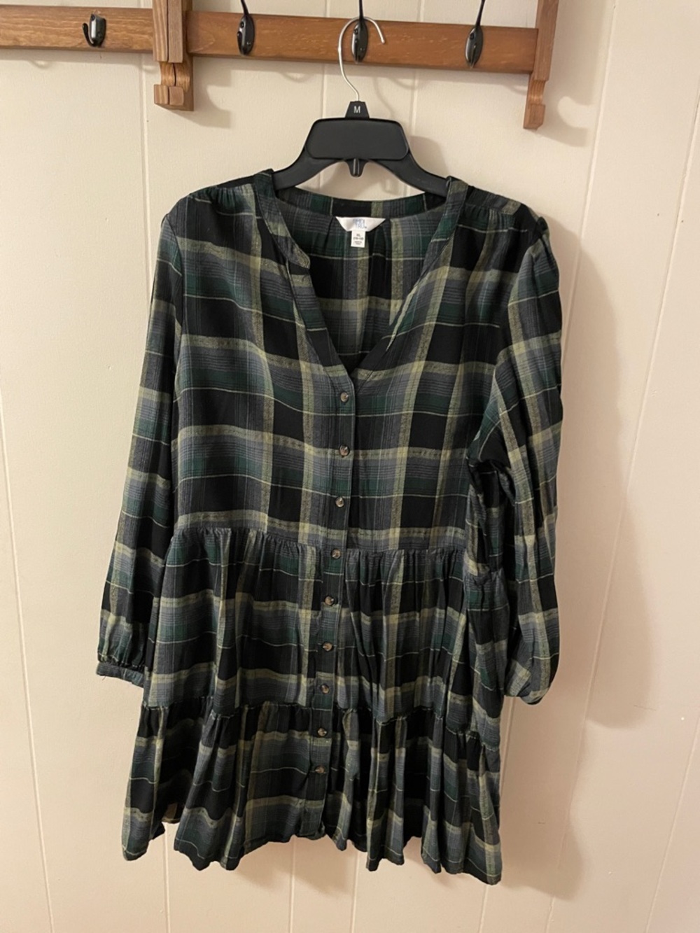 Time and Tru Black and Green Plaid Tiered Button-Front Dress